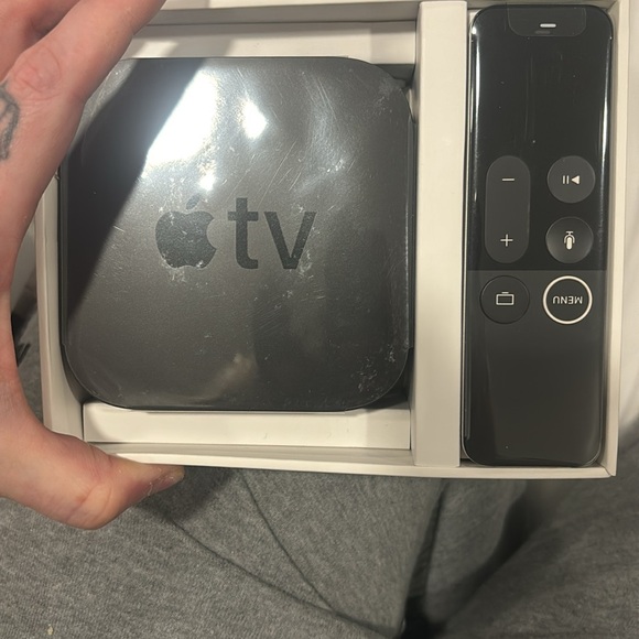 Apple TV HD new in box - Picture 5 of 9